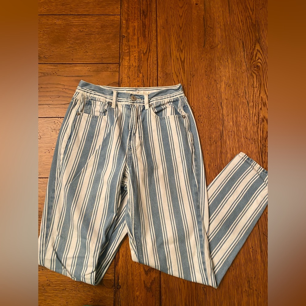 AE AMERICAN EAGLE STRIPED JEANS SZ 2